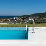 Hillside - Thea Villa