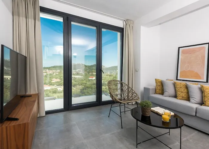 Hillside - Thea Limenas (Thasos)